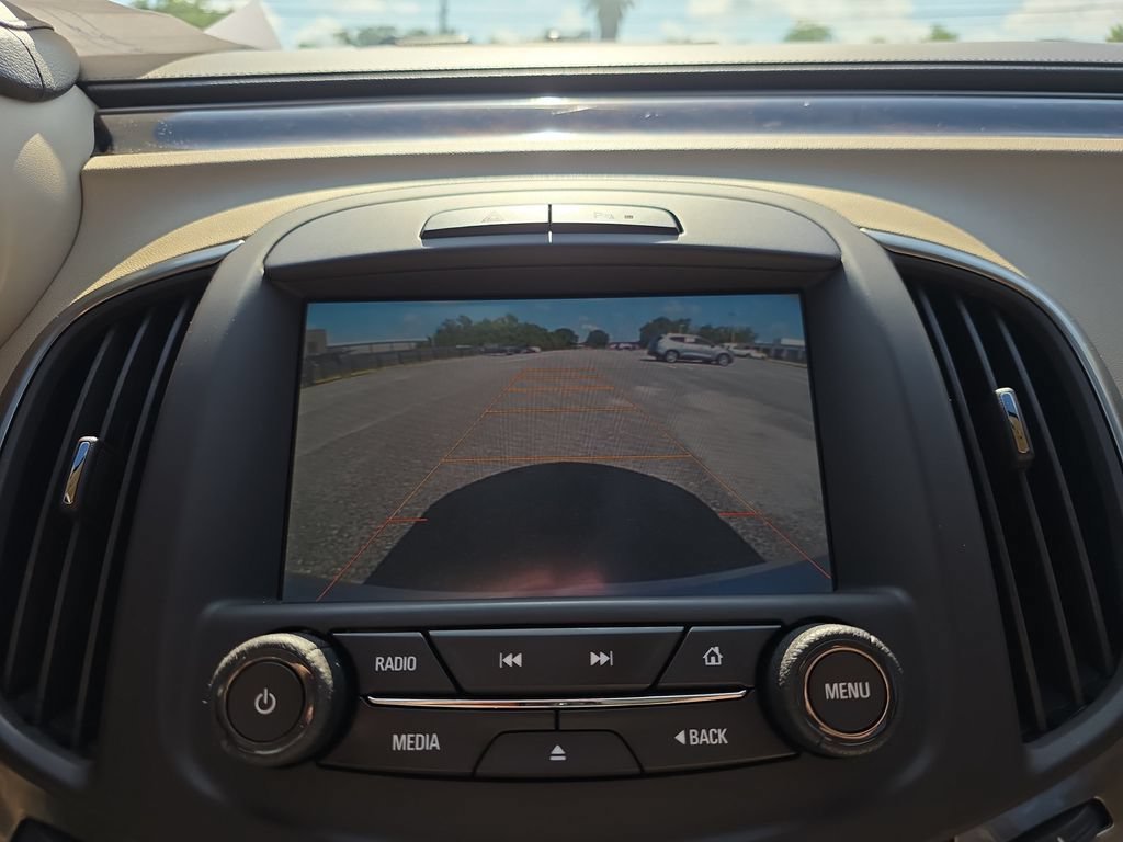 Used 2015 QUICKSILVER METALLIC Buick Leather image 26
