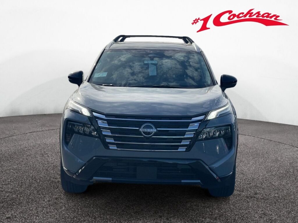 New 2026 Boulder Gray Pearl/Super Black Nissan Platinum image 2
