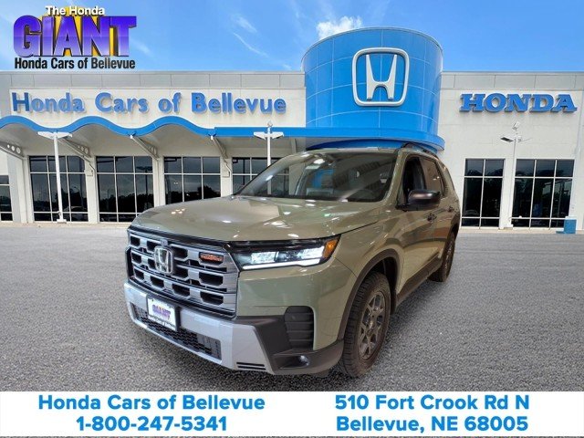 2026 Honda Pilot TrailSport AWD's photo
