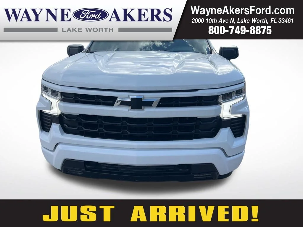 2022 Chevrolet Silverado 1500 RST 4X4 Crew Cab Short Box's photo