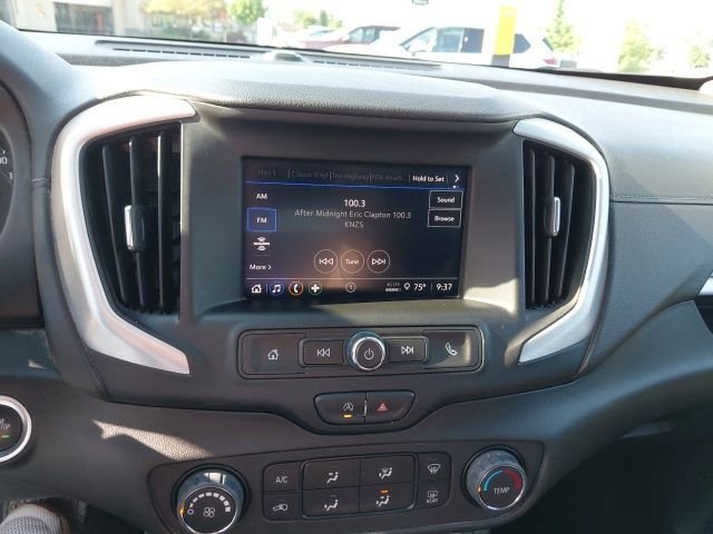 Used 2024 White GMC SLE image 16
