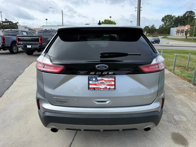 Used 2022 Silver Ford Titanium image 9
