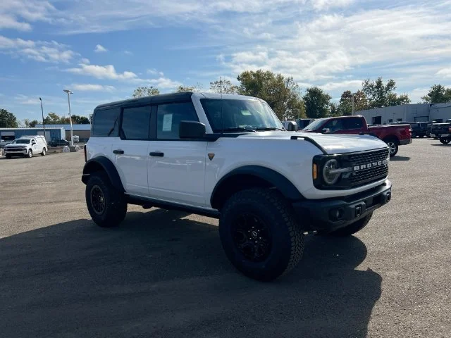 New 2026 Oxford White Ford Badlands® image 18