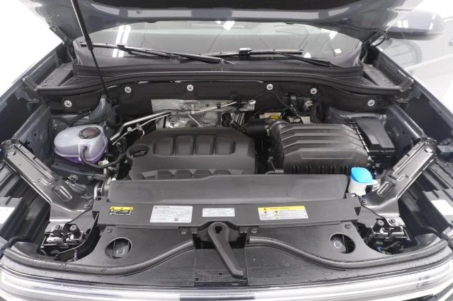 New 2026 Pure Gray Volkswagen 2.0T SEL image 36