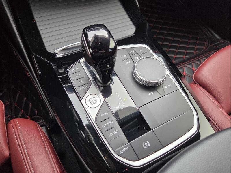 Used 2023 Black Sapphire Metallic BMW SDRIVE30I SPORTS ACTIVITY VEHICLE image 25