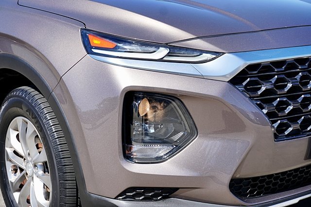 Used 2020 Brown Hyundai SE image 11