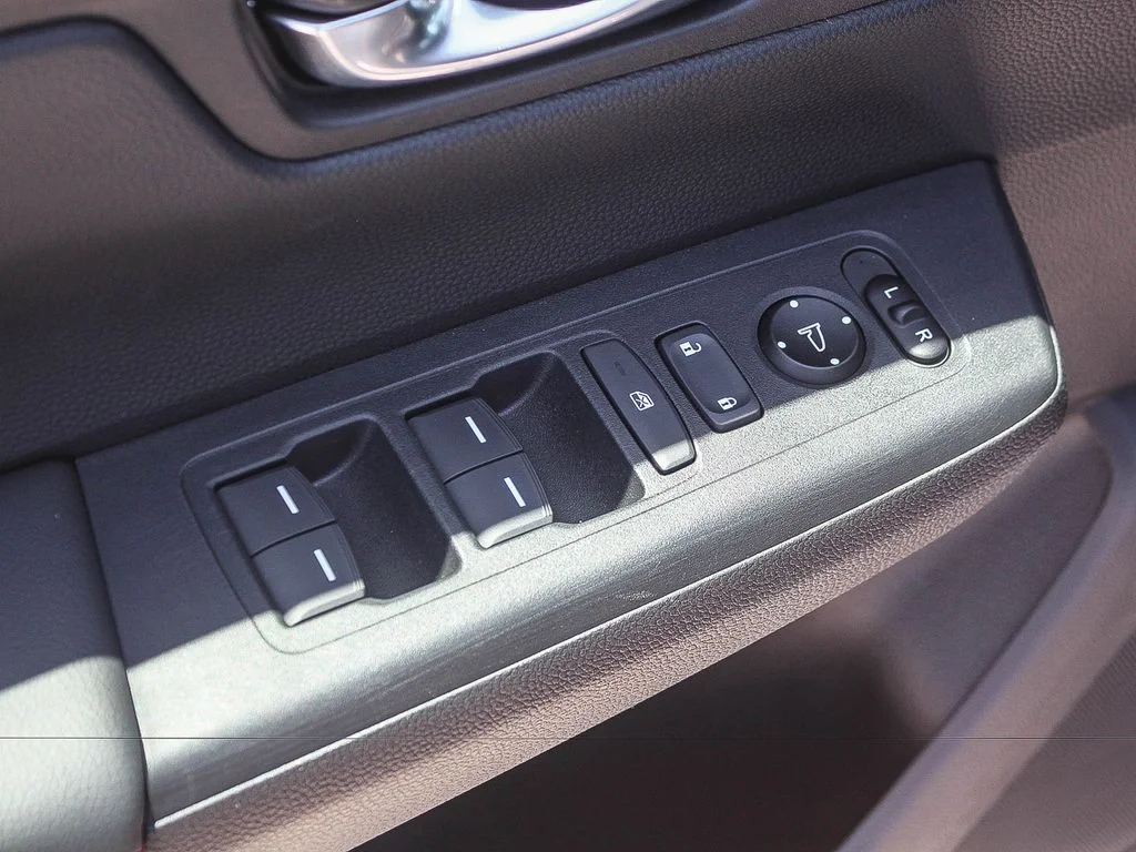 2025 Honda CR-V Sport-L - Photo 21