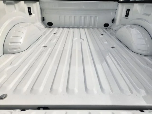 New 2026 Star White Metallic Tri-Coat Ford F-250® Platinum® image 46