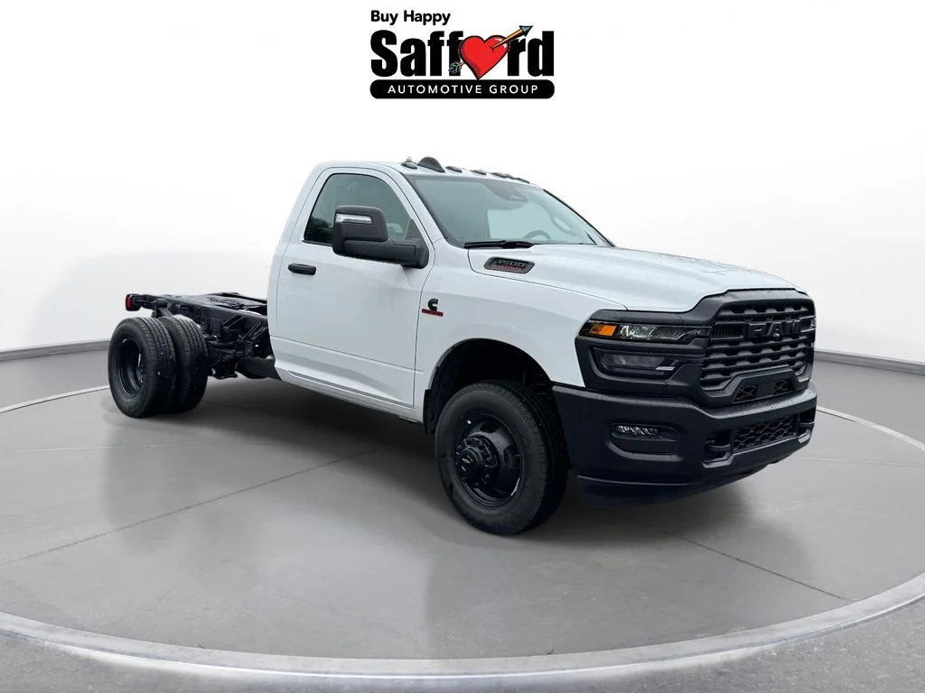 2025 RAM 3500 Chassis Tradesman - Photo 9