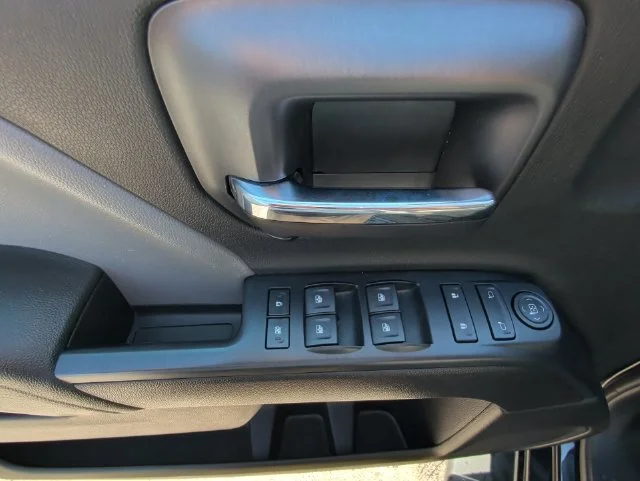 Used 2018 Black Chevrolet Custom image 30