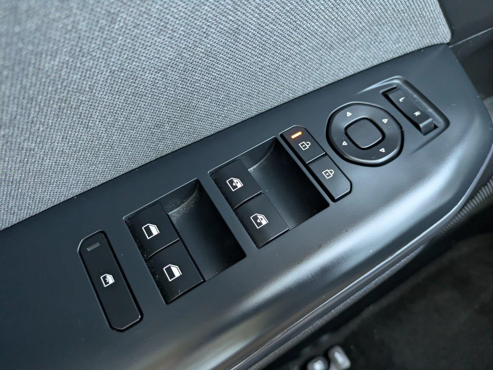 Used 2025 Steel Gray Kia EX image 21