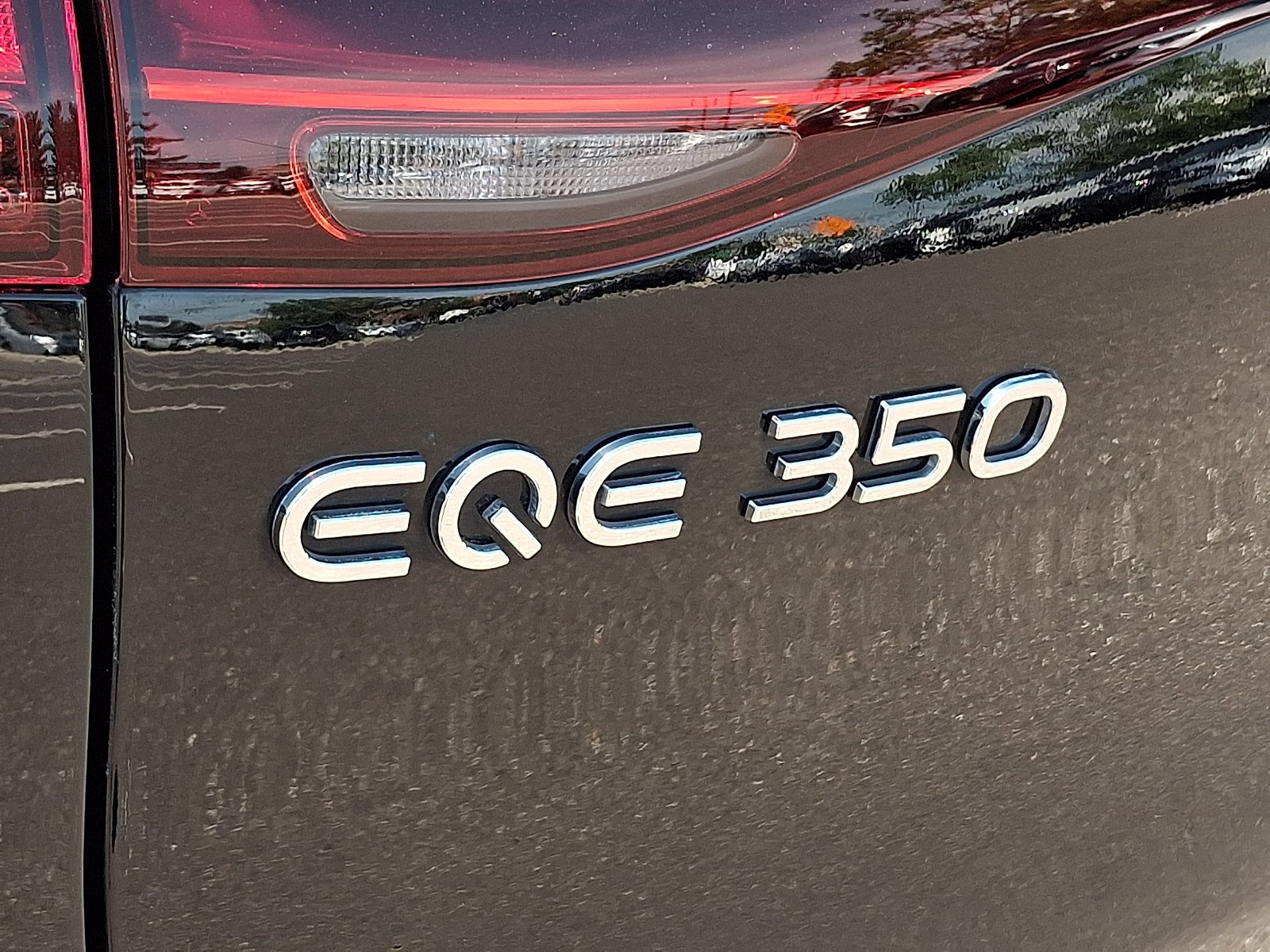 Used 2023 Obsidian Black Metallic   197 Mercedes-Benz EQE 350 image 29