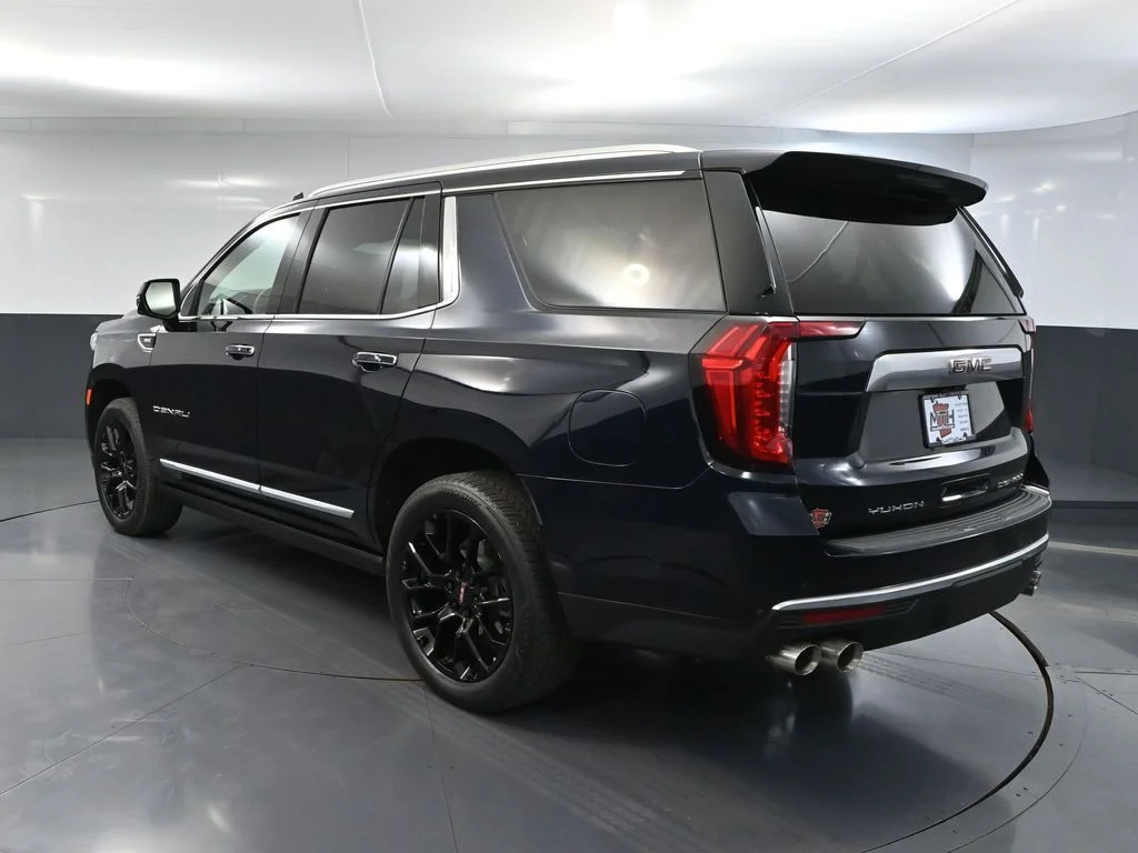 2023 GMC Yukon Denali - Photo 9