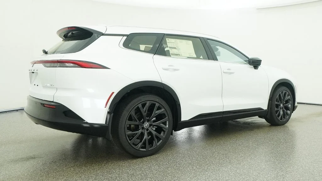 New 2026 Oxygen White Toyota Limited image 17