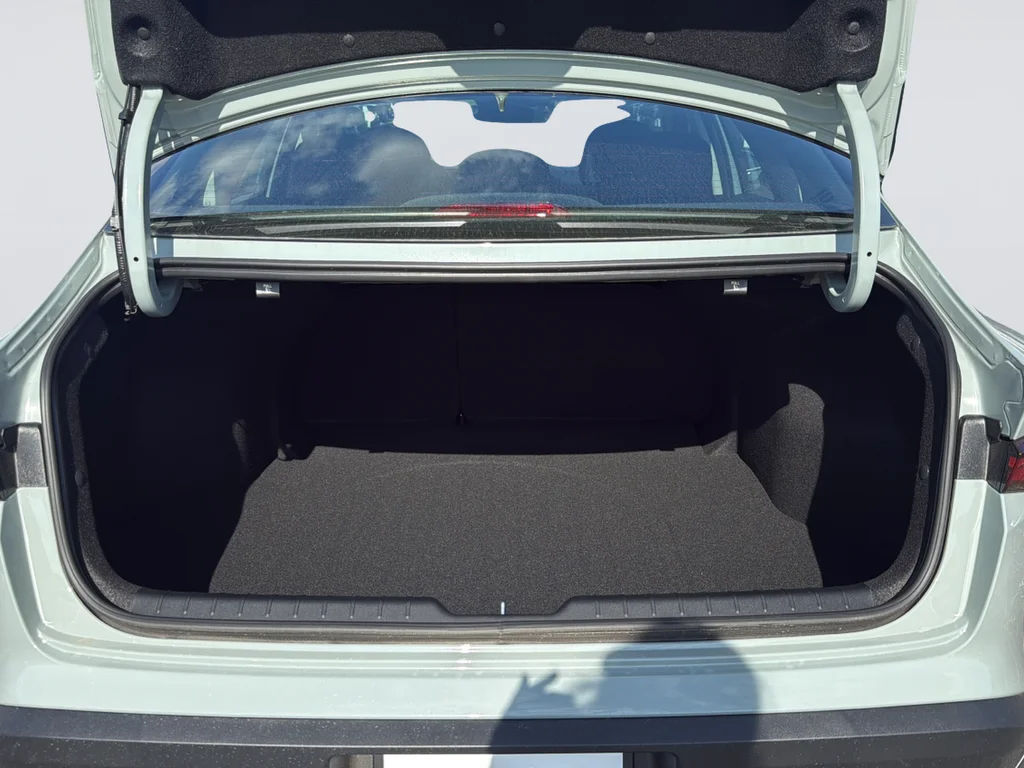 New 2026 Gray Kia LXS image 35