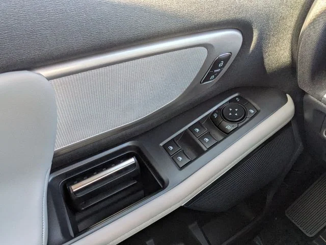 New 2027 Agate Black Metallic Ford Active image 26