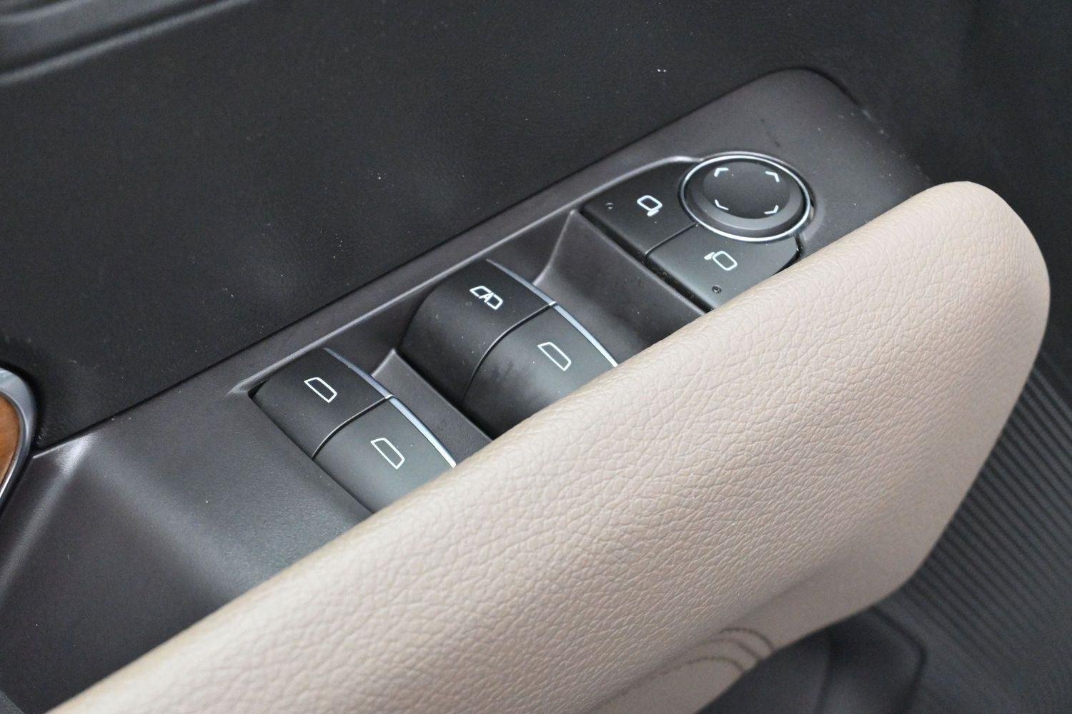 Used 2023 Sterling Metallic GMC Denali image 12
