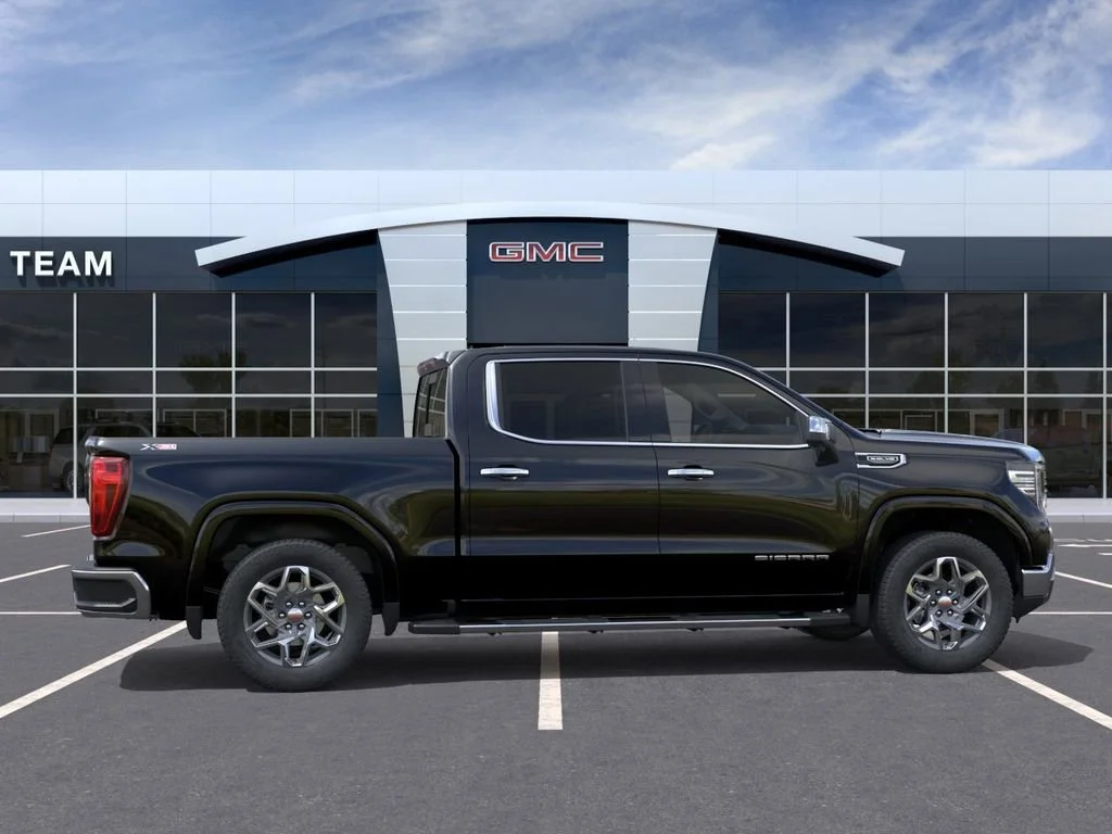 New 2026 Onyx Black GMC SLT image 5