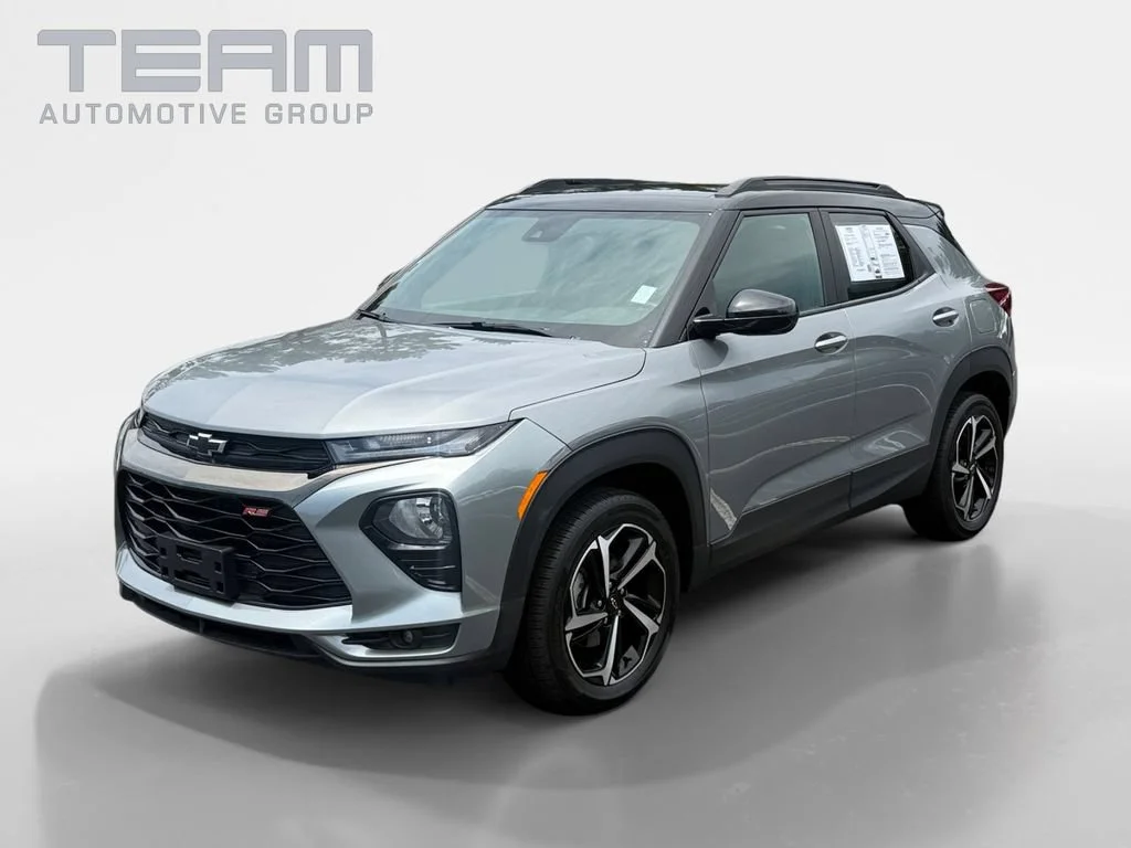 Used 2023 STERLING GRAY METALLIC Chevrolet RS image 3