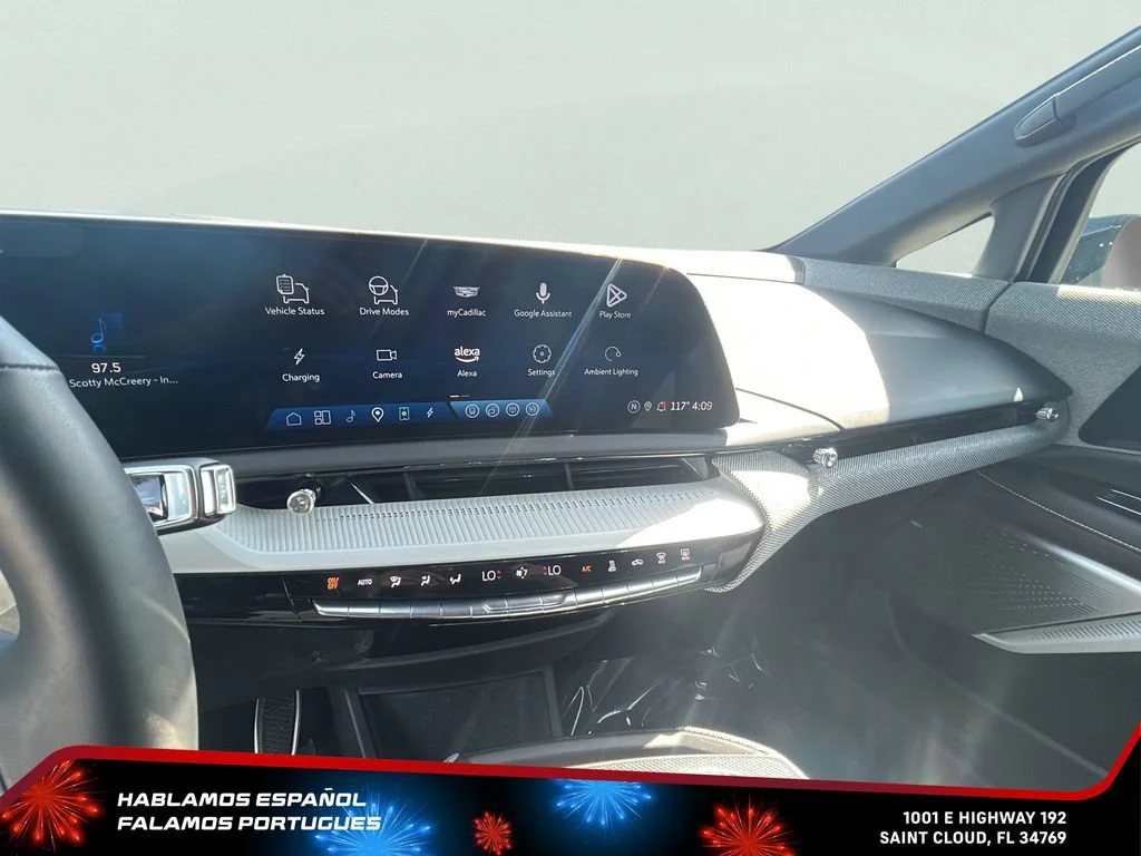Used 2025 Argent Silver Metallic Cadillac Sport 2 image 18