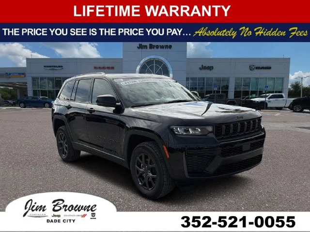 2027 Jeep Grand Cherokee Laredo Altitude