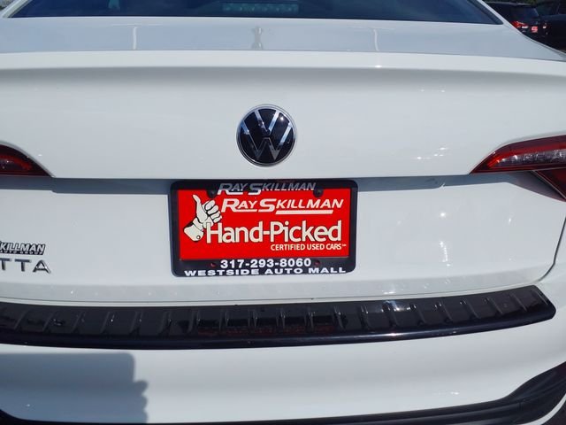 Used 2024 White Volkswagen 1.5T Sport image 27