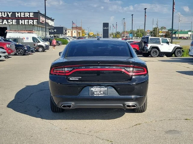 Used 2021 Black Dodge SXT image 5
