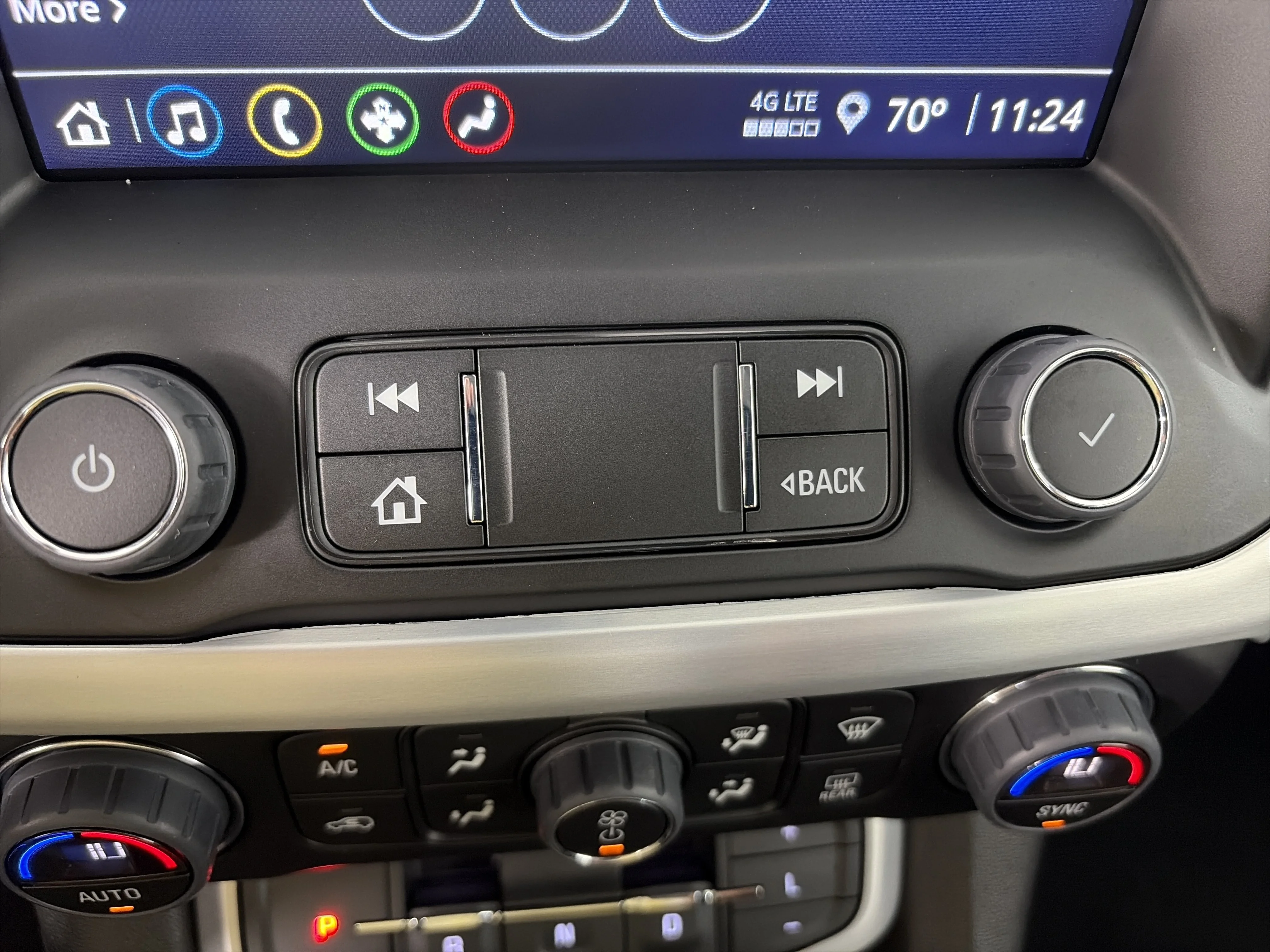 2023 GMC Acadia SLE - Photo 26