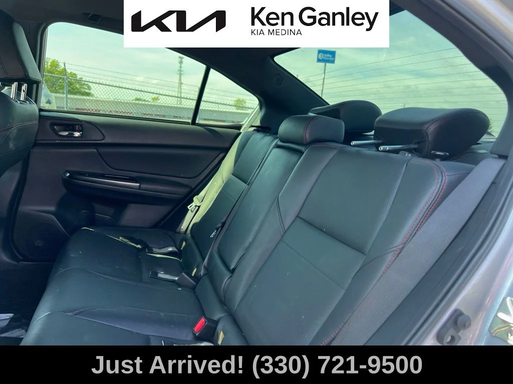 Used 2021 Silver Subaru Limited image 10