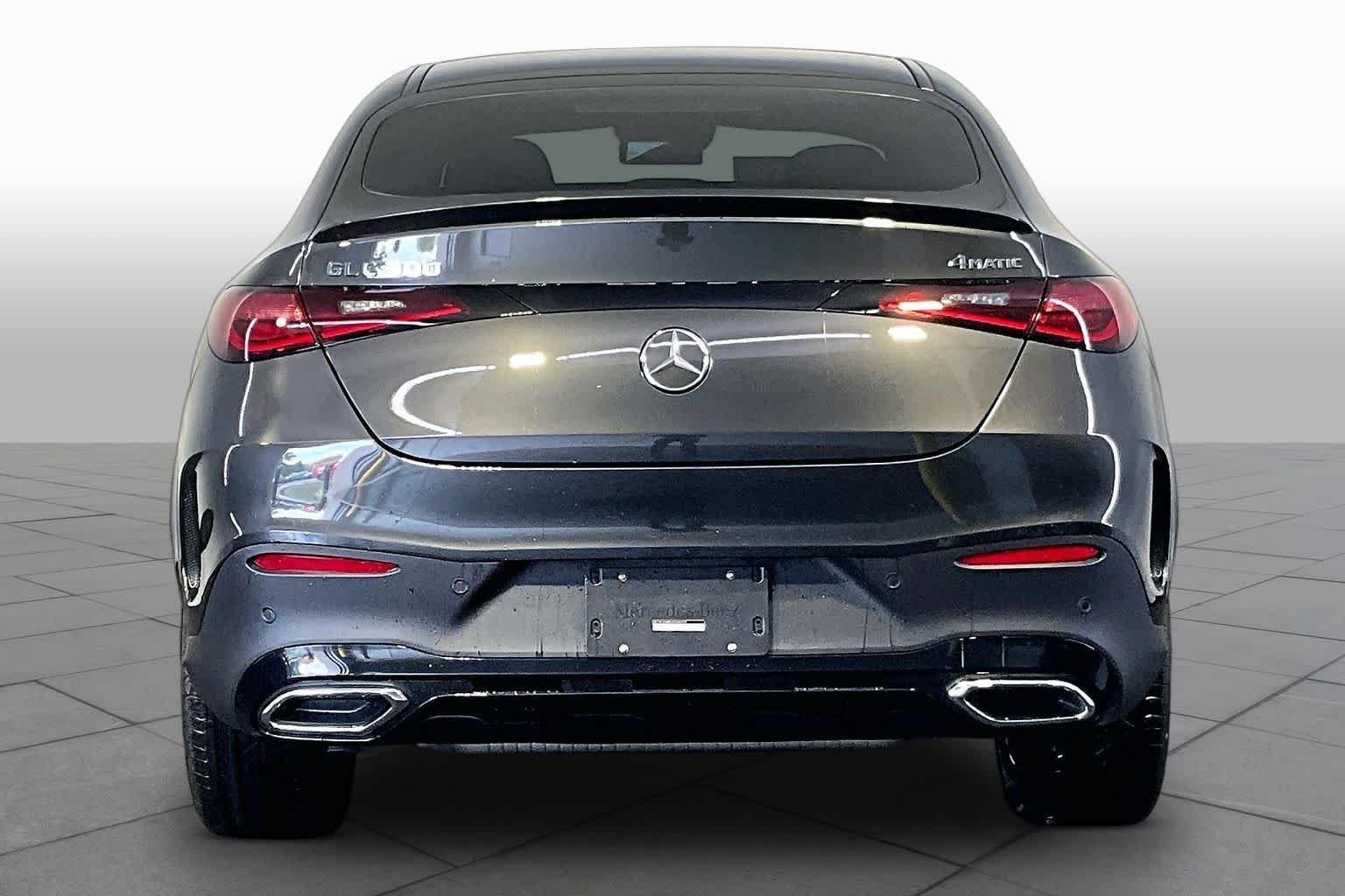 New 2027 Graphite Grey Metallic Mercedes-Benz GLC 300 image 4