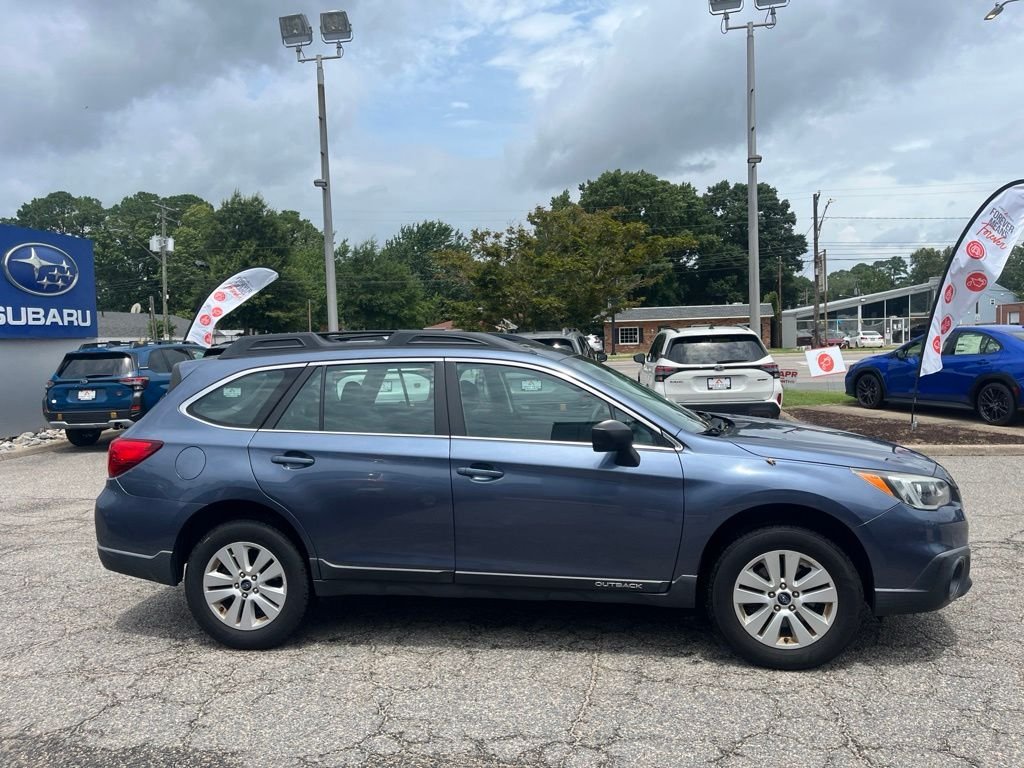 Used 2017 Blue Subaru 2.5i image 3