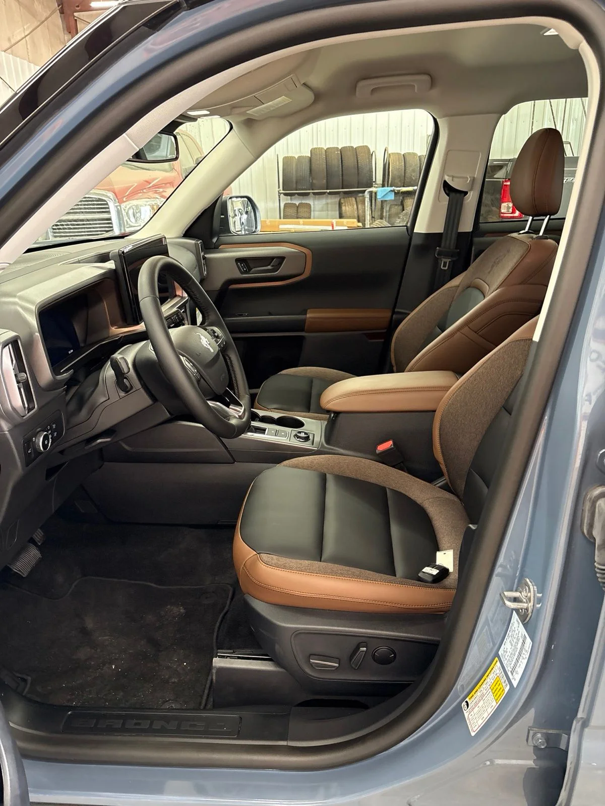 Certified Used 2025 Azure Gray Metallic Ford Outer Banks image 9
