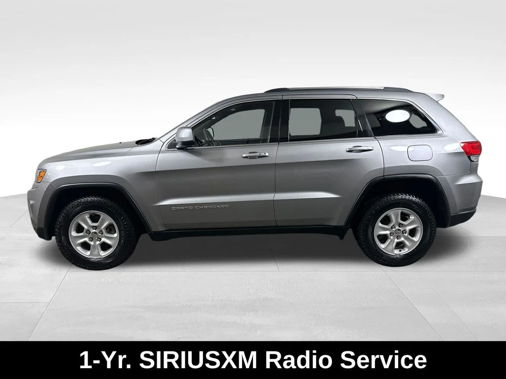 Used 2015 Silver Jeep Laredo image 7