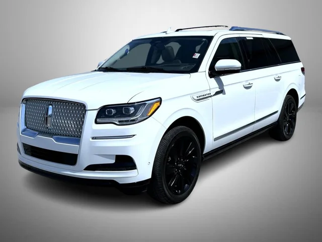 2022 Lincoln Navigator L Reserve