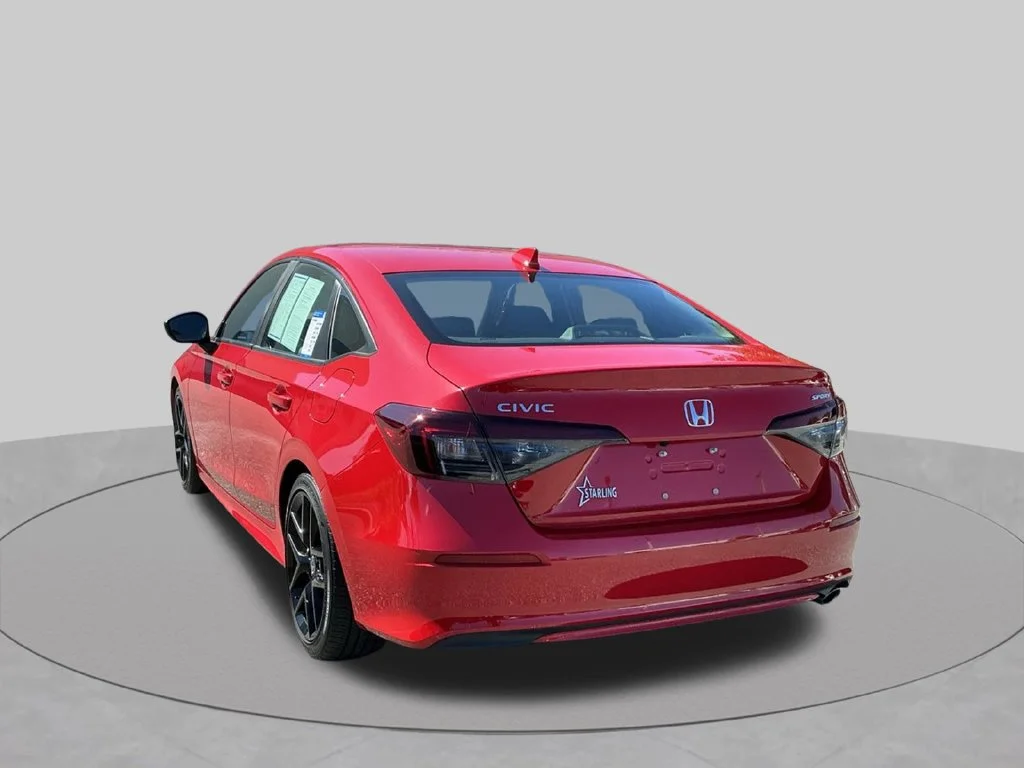 Used 2025  Honda Sport image 8