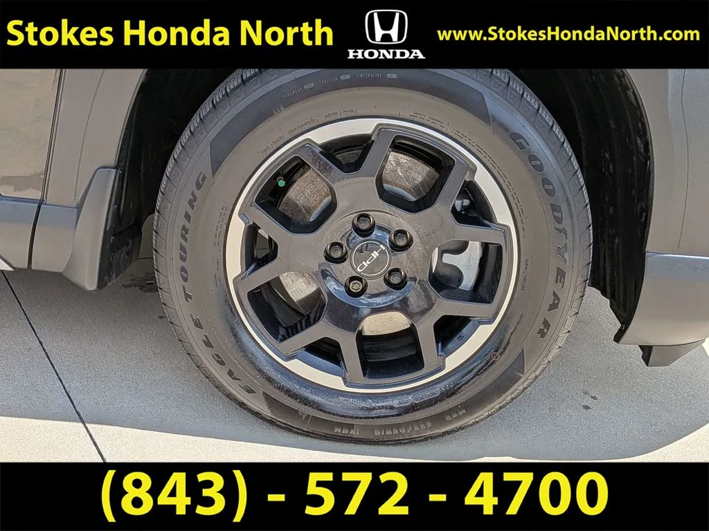 Certified Used 2025 Black Honda EX-L image 14