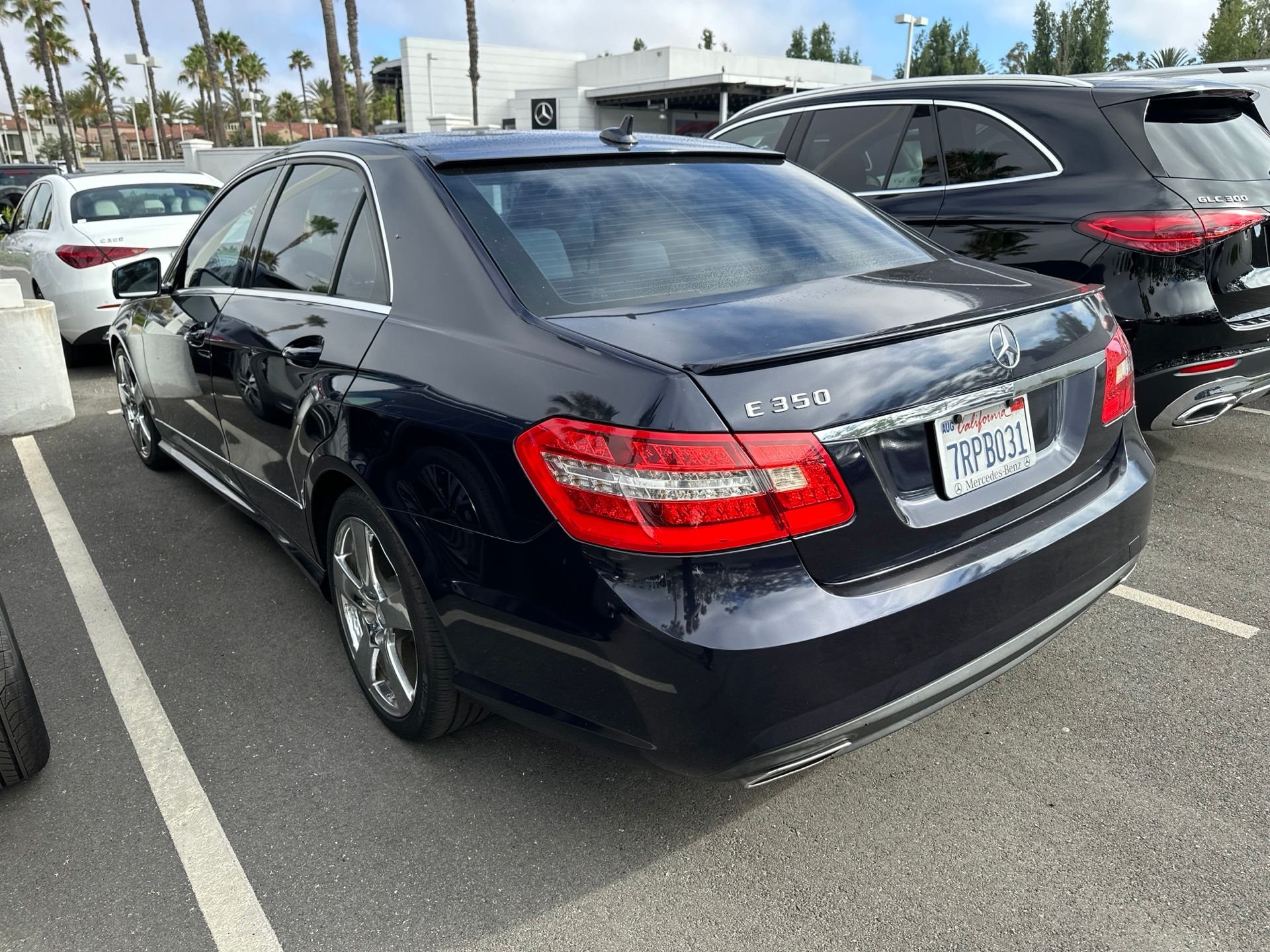 Used 2011 Blue Mercedes-Benz E 350 image 9