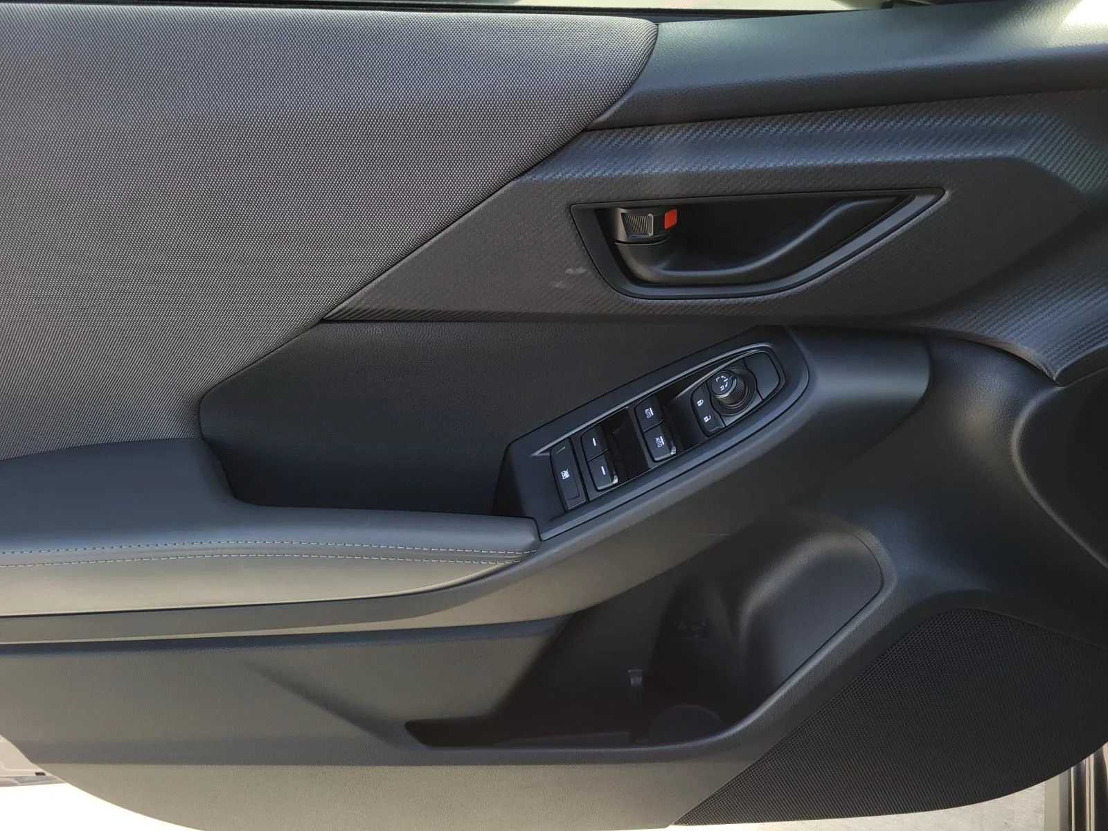 2026 Subaru Crosstrek Premium - Photo 16