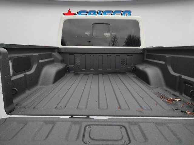 New 2026 Bright White Clear-Coat Exterior Paint Jeep Rubicon X image 33
