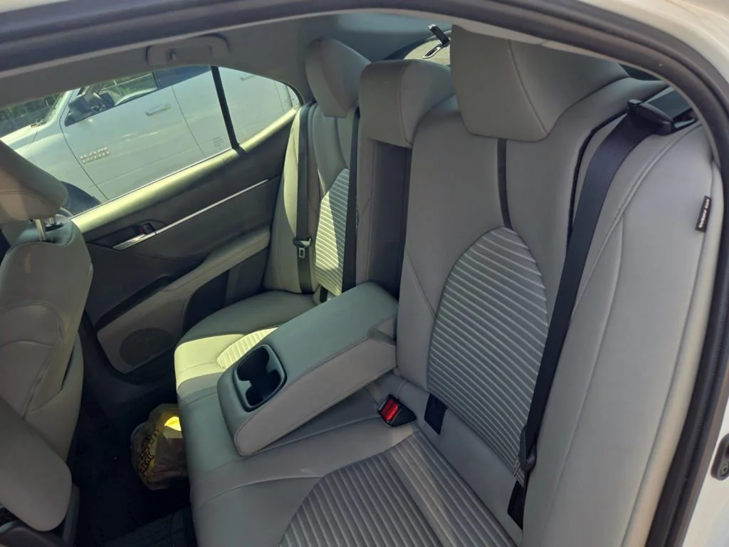 Used 2023 White Toyota SE image 3