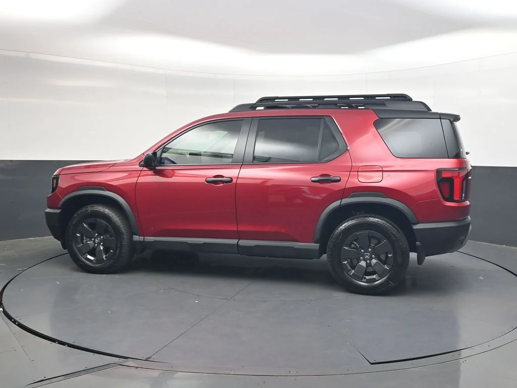 New 2026 Radiant Red Metallic II Honda RTL image 7
