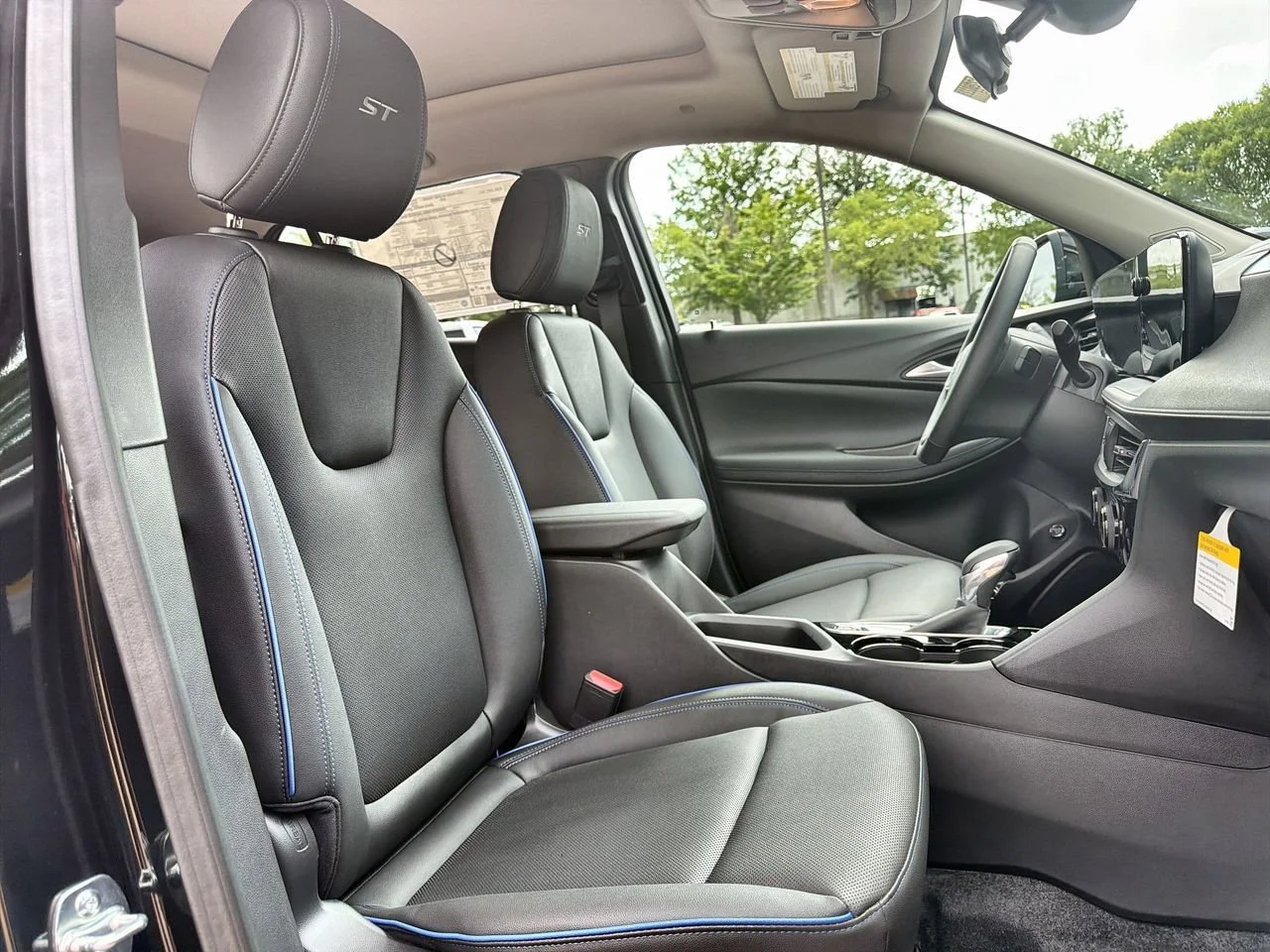 New 2026 Ebony Twilight Metallic Buick Sport Touring image 23