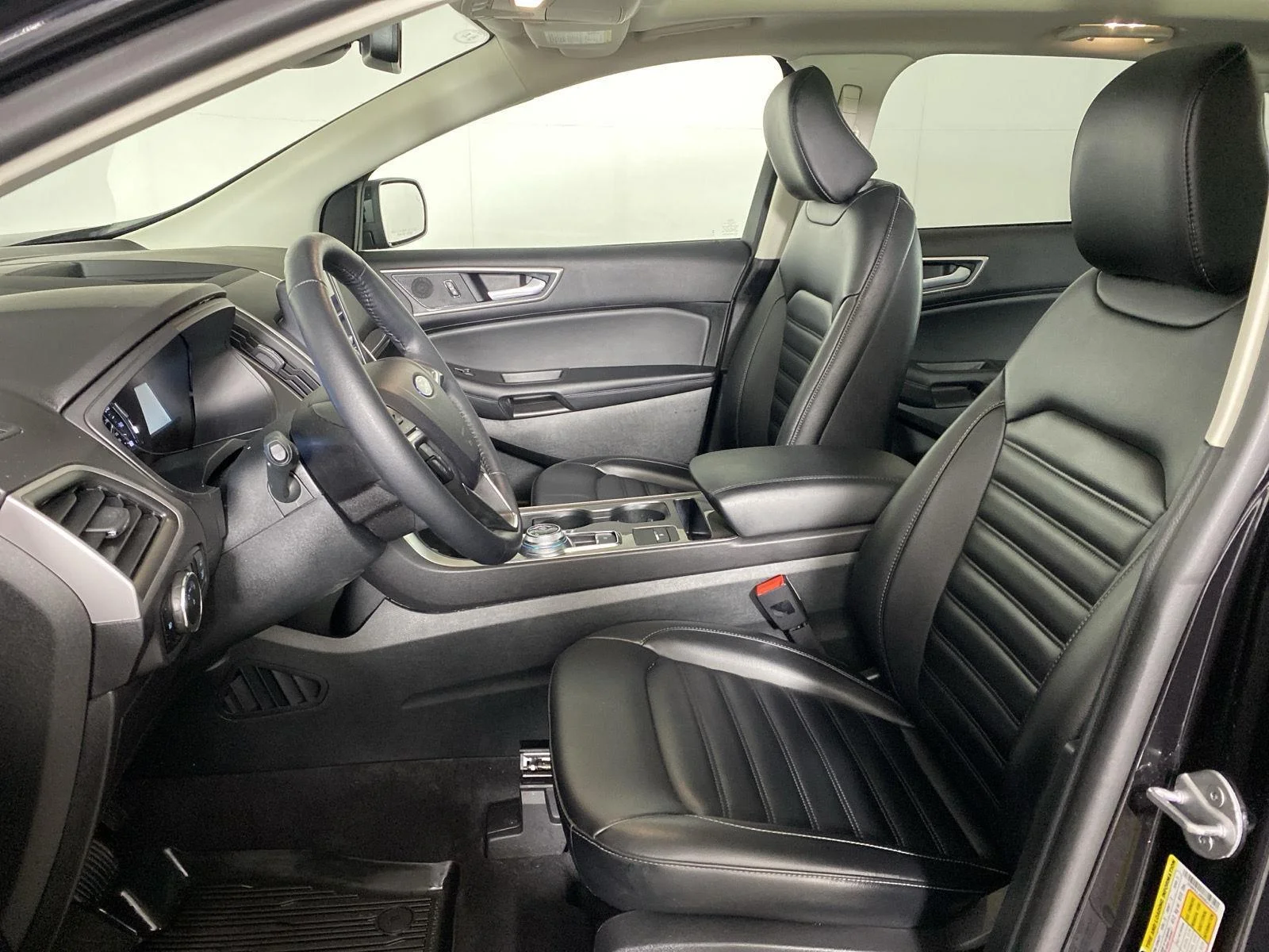 Used 2024 Agate Black Ford SEL image 10