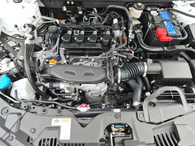 New 2026 Platinum White Pearl Honda SE image 8