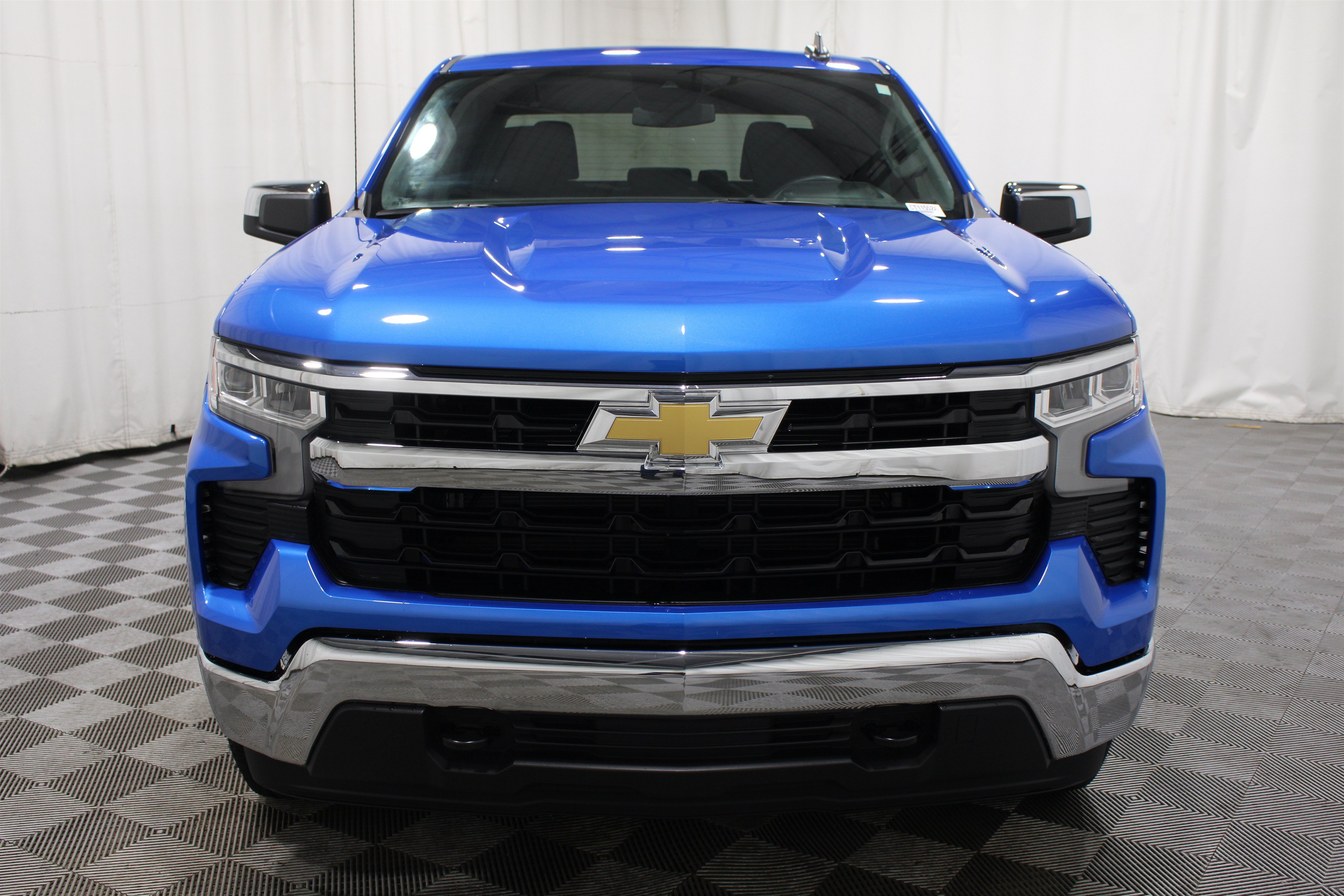 Used 2025 Riptide Blue Metallic Chevrolet LT image 36