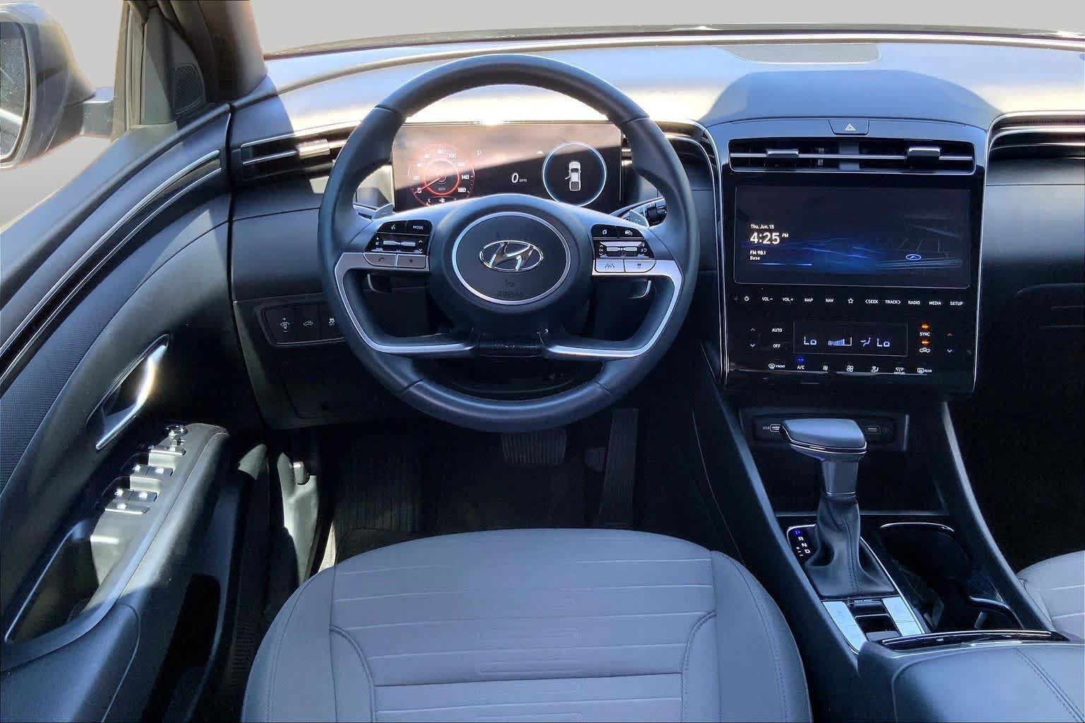 Pre-Owned 2023 Hyundai Santa Cruz SEL Premium