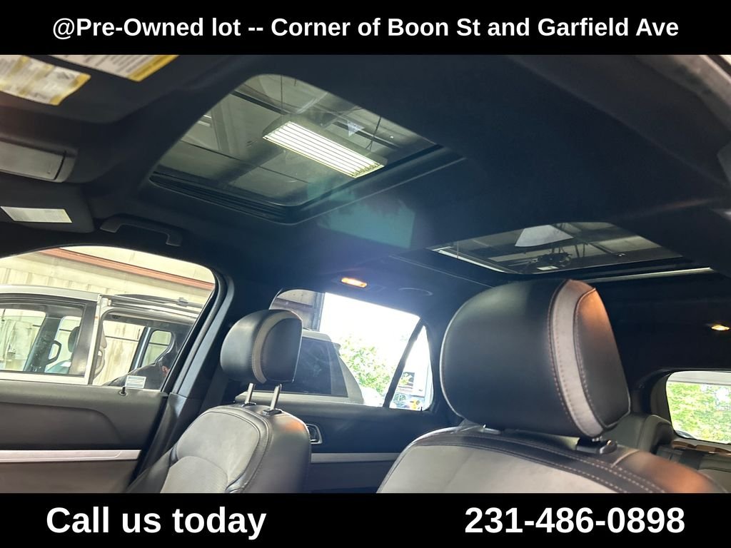 Used 2017 Black Ford XLT image 15
