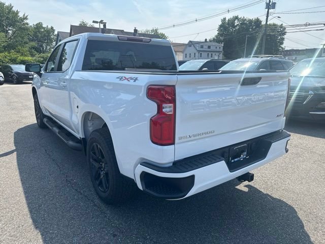 New 2026 Summit White Chevrolet RST image 3
