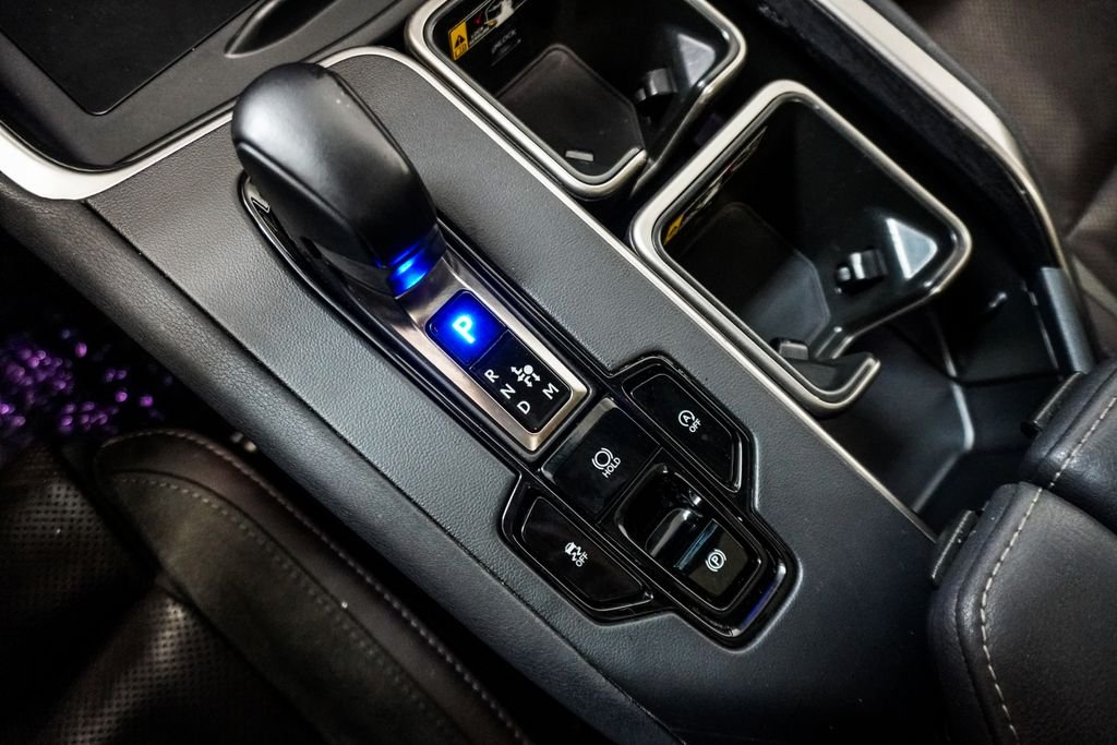 Used 2024 Silver Lexus 350 Luxury image 26