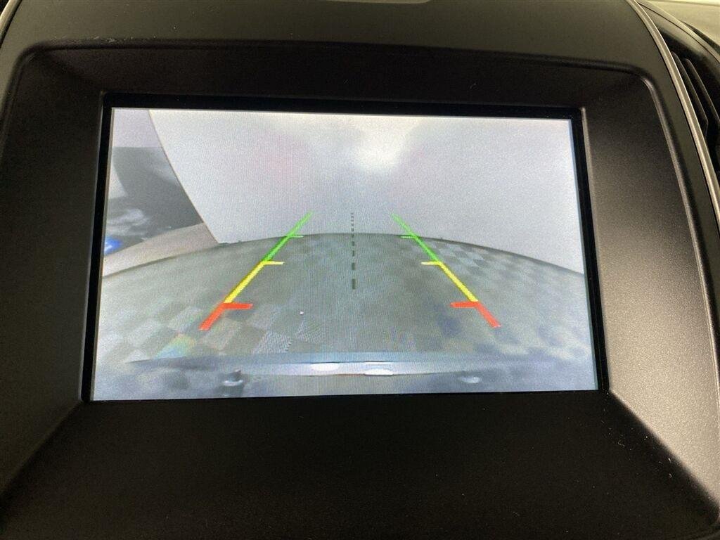 Used 2019 Magnetic Ford SEL image 23